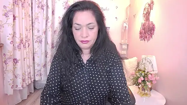 Snapshot of MyLovOne chatting on 24, 4, 2026 MyLovOne online show from 24, 4, 2026