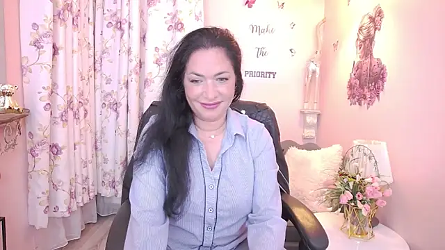Snapshot of MyLovOne chatting on 29, 4, 2026 MyLovOne online show from 29, 4, 2026