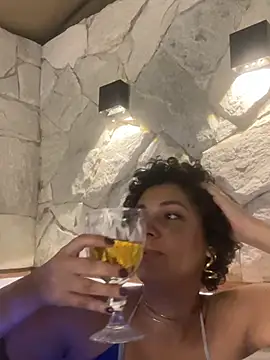 Snapshot of OliviaWild_ chatting on 15, 5, 2026 OliviaWild online show from 15, 5, 2026