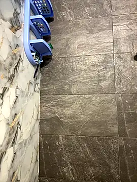 Snapshot of Linda_Bellucci chatting on 17, 12, 2025 Linda Bellucci online show from 17, 12, 2025