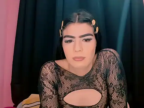 Snapshot of _crystal23_ chatting on 30, 9, 2025 crystal23 online show from 30, 9, 2025