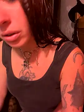 Snapshot of tbp96 chatting on 2, 10, 2025 tbp96 online show from 2, 10, 2025