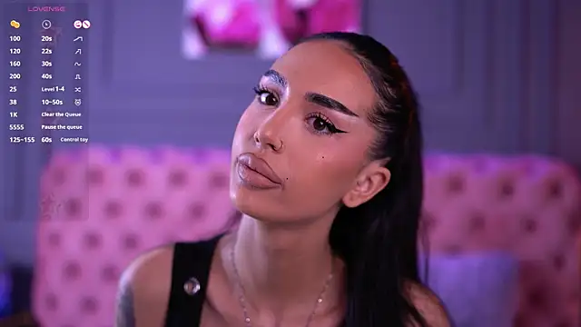 KimNatty online show from 12, 5, 2026