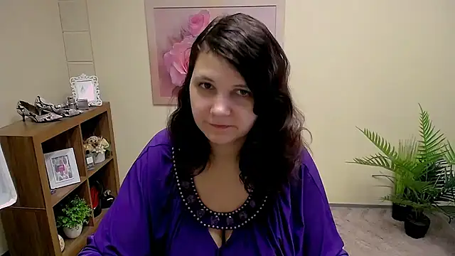 TwoBigSuns online show from 4, 3, 2026