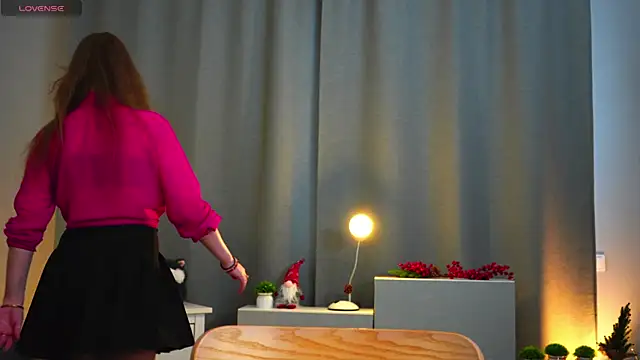 LorettaGladman online show from 11, 4, 2026