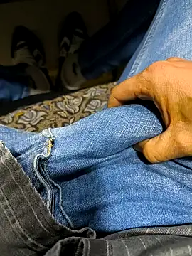 Snapshot of Ersin_meral chatting on 13, 9, 2025 Ersin meral online show from 13, 9, 2025