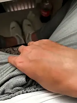 Snapshot of Ersin_meral chatting on 16, 9, 2025 Ersin meral online show from 16, 9, 2025