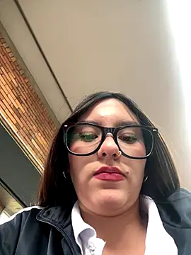 Snapshot of Katie_rawwww chatting on 5, 11, 2025 Katie rawwww online show from 5, 11, 2025