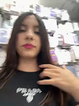 Snapshot of Katie_rawwww chatting on 6, 1, 2026 Katie rawwww online show from 6, 1, 2026