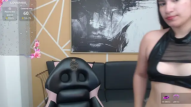 olivia russo  online show from 22, 11, 2025