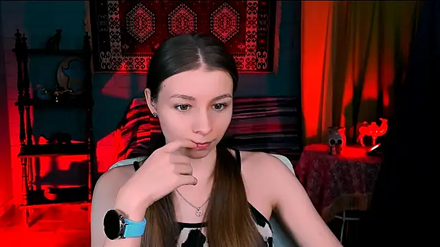 JulieDaniel online show from 5, 12, 2025