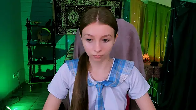 JulieDaniel online show from 8, 7, 2026