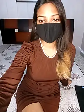 Snapshot of Hot_malika19 chatting on 9, 9, 2025 Hot malika19 online show from 9, 9, 2025