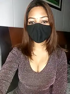 Snapshot of Hot_malika19 chatting on 23, 11, 2025 Hot malika19 online show from 23, 11, 2025