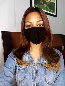 Snapshot of Hot_malika19 chatting on 28, 11, 2025 Hot malika19 online show from 28, 11, 2025