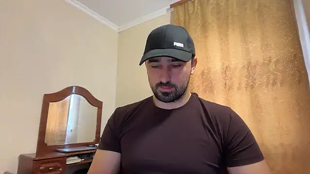 Hard to Obey online show from 30, 11, 2025