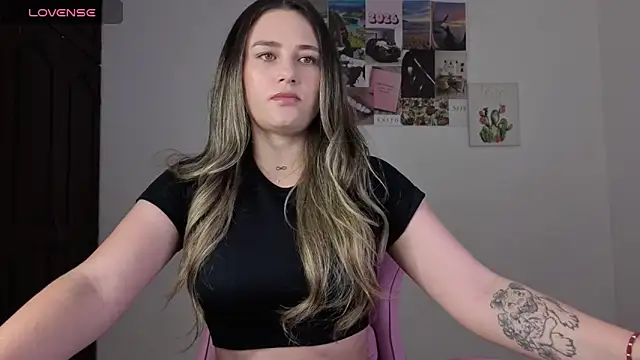 Veronika  Winslow  online show from 24, 5, 2026
