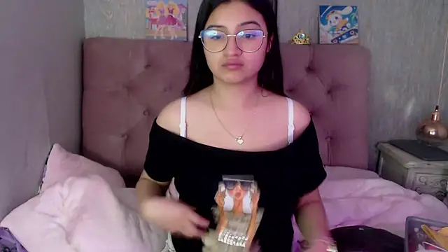 laurenelove online show from 26, 9, 2025