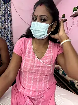 Lovlycouple1 online show from 18, 11, 2025