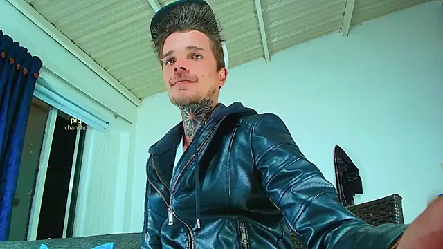 Snapshot of Gold_Loyal77 chatting on 14, 9, 2025 Gold Loyal77 online show from 14, 9, 2025