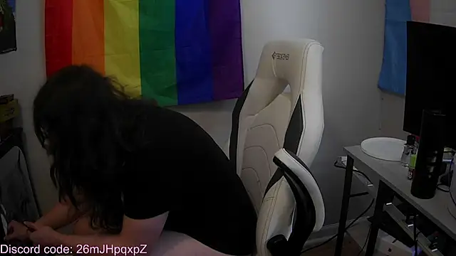 Snapshot of Elli-Ixby chatting on 18, 9, 2025 Elli-Ixby online show from 18, 9, 2025