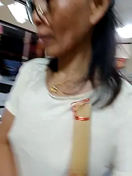 Mama Eva 1 online show from 20, 2, 2026