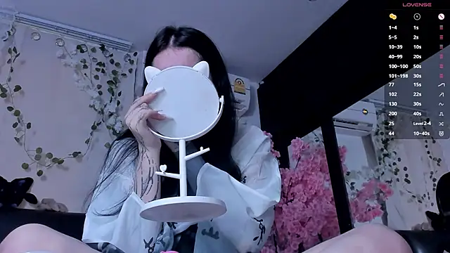 Snapshot of Lein_Bone chatting on 19, 9, 2025 Lein Bone online show from 19, 9, 2025