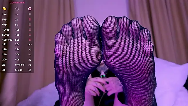 Lein Bone online show from 2, 2, 2026