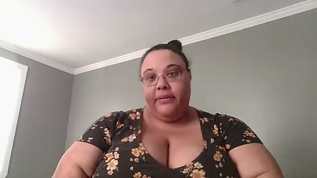 Snapshot of SexyBBW10790 chatting on 9, 2, 2026 SexyBBW10790 online show from 9, 2, 2026