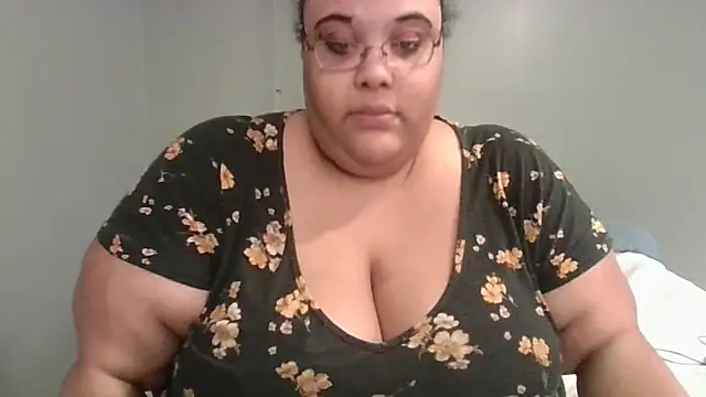Snapshot of SexyBBW10790 chatting on 13, 3, 2026 SexyBBW10790 online show from 13, 3, 2026