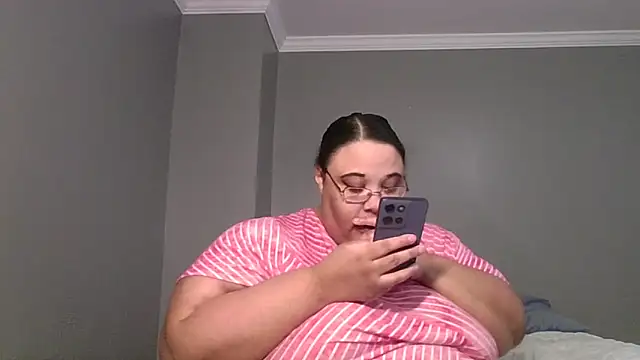 Snapshot of SexyBBW10790 chatting on 20, 3, 2026 SexyBBW10790 online show from 20, 3, 2026