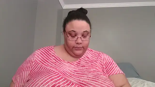 Snapshot of SexyBBW10790 chatting on 27, 3, 2026 SexyBBW10790 online show from 27, 3, 2026