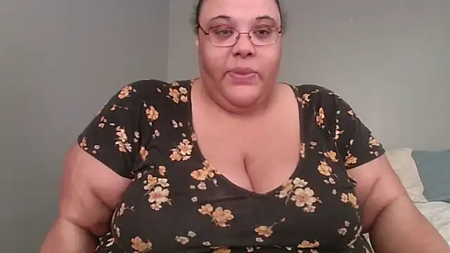 Snapshot of SexyBBW10790 chatting on 28, 3, 2026 SexyBBW10790 online show from 28, 3, 2026