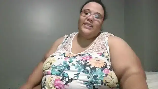 Snapshot of SexyBBW10790 chatting on 5, 4, 2026 SexyBBW10790 online show from 5, 4, 2026
