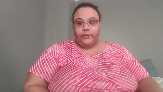 Snapshot of SexyBBW10790 chatting on 12, 4, 2026 SexyBBW10790 online show from 12, 4, 2026