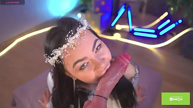 bllowwoww online show from 21, 11, 2025