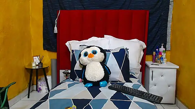 Snapshot of Candycrush2555 chatting on 23, 9, 2025 Candycrush2555 online show from 23, 9, 2025