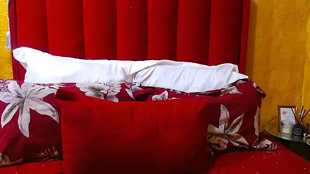 Snapshot of Candycrush2555 chatting on 19, 10, 2025 Candycrush2555 online show from 19, 10, 2025