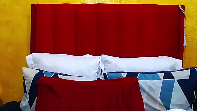 Snapshot of Candycrush2555 chatting on 3, 12, 2025 Candycrush2555 online show from 3, 12, 2025