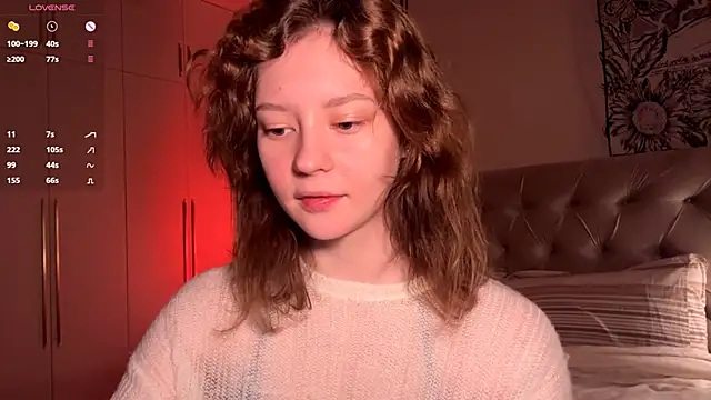 Snapshot of IrisPurrphy chatting on 27, 10, 2025 IrisPurrphy online show from 27, 10, 2025