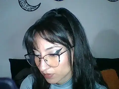 Snapshot of a_miss chatting on 13, 9, 2025 a miss online show from 13, 9, 2025