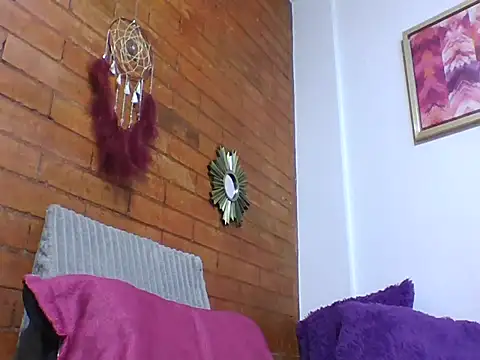 Snapshot of a_miss chatting on 12, 11, 2025 a miss online show from 12, 11, 2025