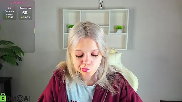 Allice Cox online show from 10, 10, 2025