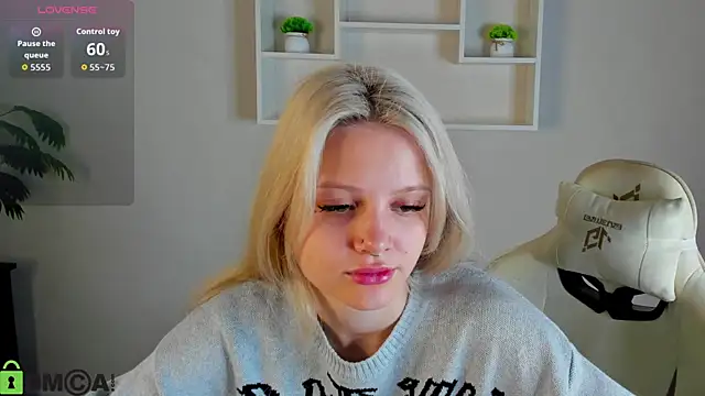 Allice Cox online show from 17, 10, 2025