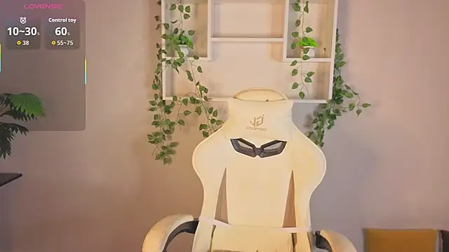 Allice Cox online show from 4, 12, 2025