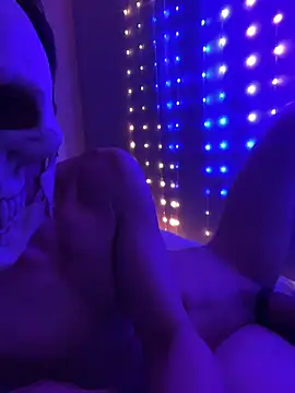 Snapshot of SalemStratton chatting on 21, 10, 2025 SalemStratton online show from 21, 10, 2025