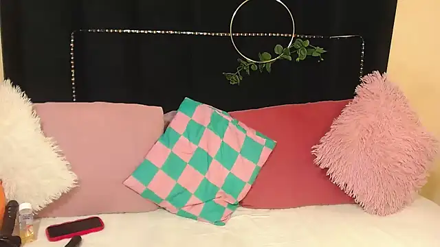 AmazingDarkDoll online show from 23, 11, 2025