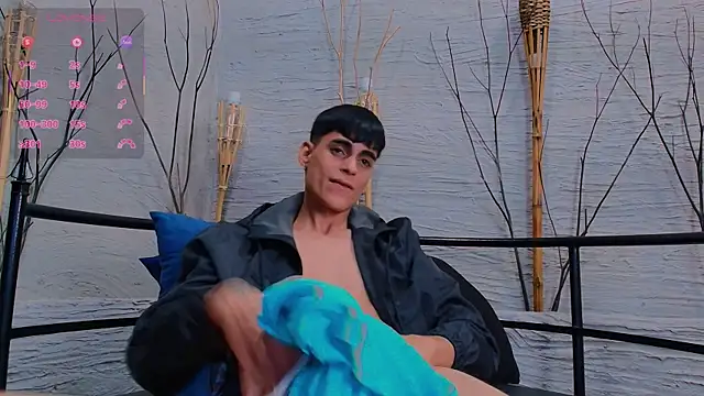 Snapshot of Dani_mc1 chatting on 17, 9, 2025 Dani mc1 online show from 17, 9, 2025