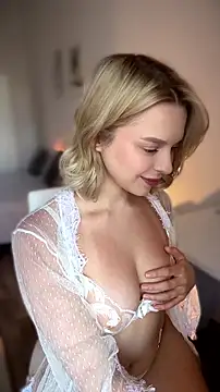 LilyFlamee online show from 3, 7, 2026