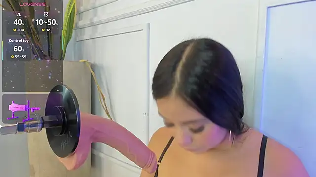 Jazmiinee online show from 20, 12, 2025